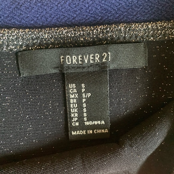 Forever 21 Sparkly Knee Length Fitted Dress - Picture 4 of 4